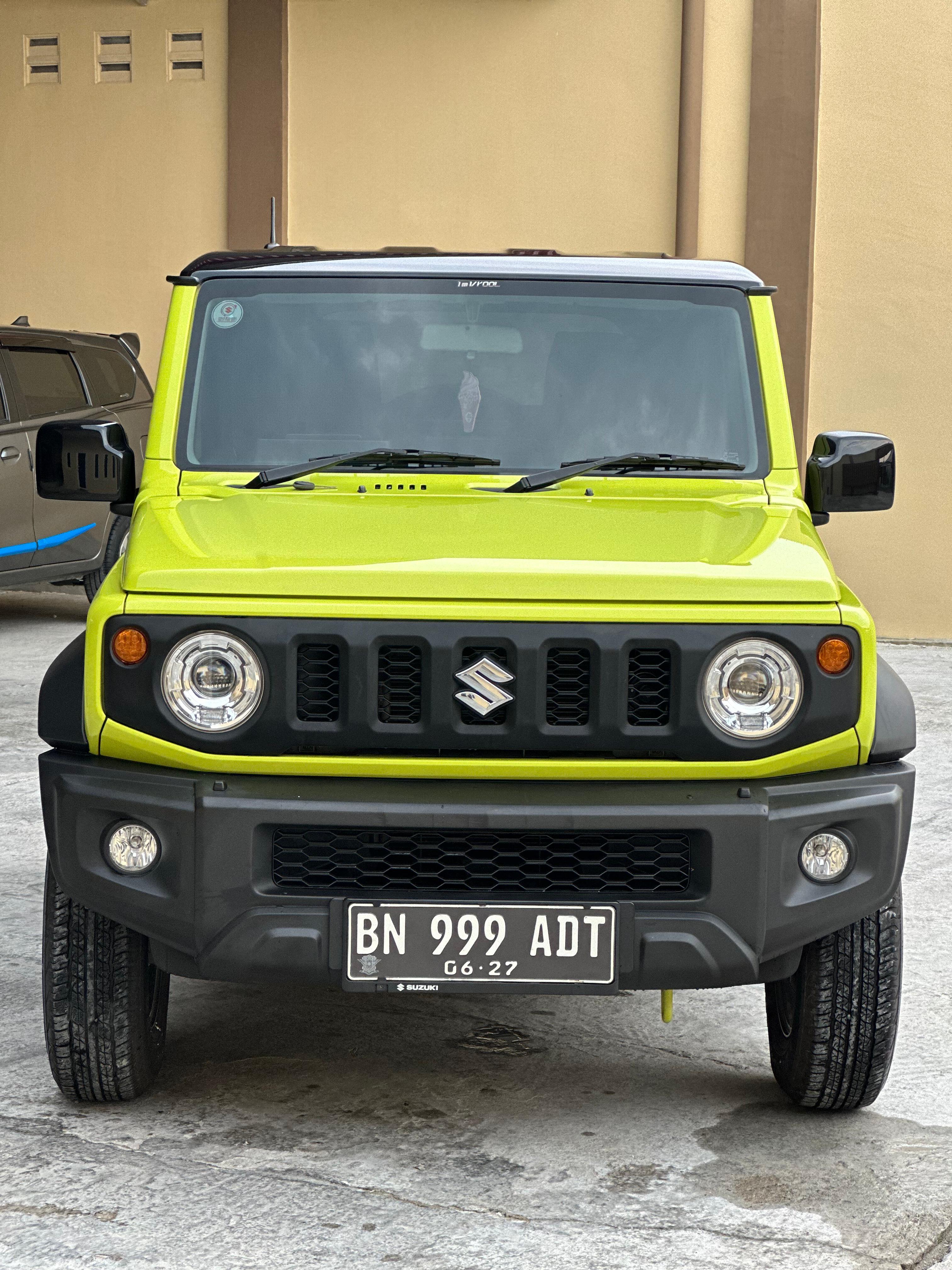 Suzukijimny Two Tone 4x4 At