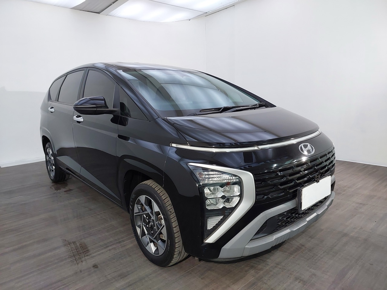 Hyundai Stargazer Prime Auto