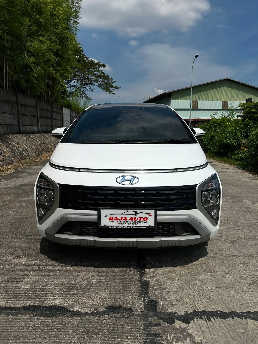 Hyundai Stargazer Prime Automatic