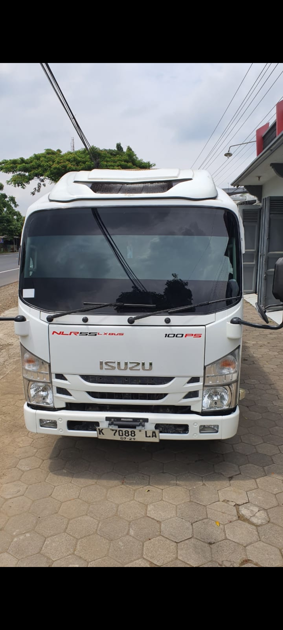 Isuzu Microbus Nlr 55