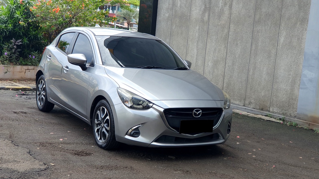 Mazda 2 1.5 R Automatic